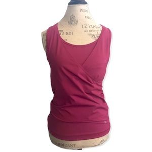 5/$20 SALE ✨ JOCKEY Fitness Athletic Pink Mulberry Top with Built-In-Bra